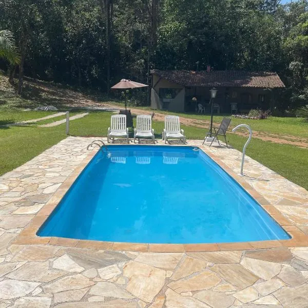 Chalé Rio das Pedras, hotel v destinaci Santo Antônio do Pinhal