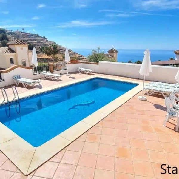 Nerja Villas Tamango Hill 9 Silhouse, hotel i Torrox