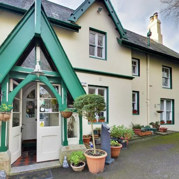 Robin Hill House Heritage Guest House, hotel di Cobh