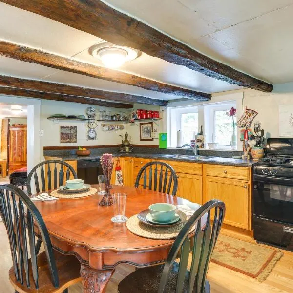 Historic Boonsboro Vacation Rental w/ Grill, hótel í Sharpsburg