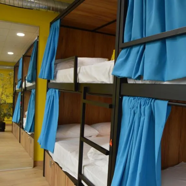 Debod Hostel, hotel v destinaci Madrid