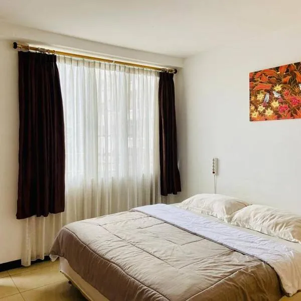 Apartemen Paladian Kelapa Gading Syariah, hotel v destinácii Jakarta