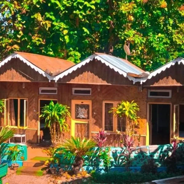 Akarshan Bono Bunglow, hotel v destinaci Lataguri