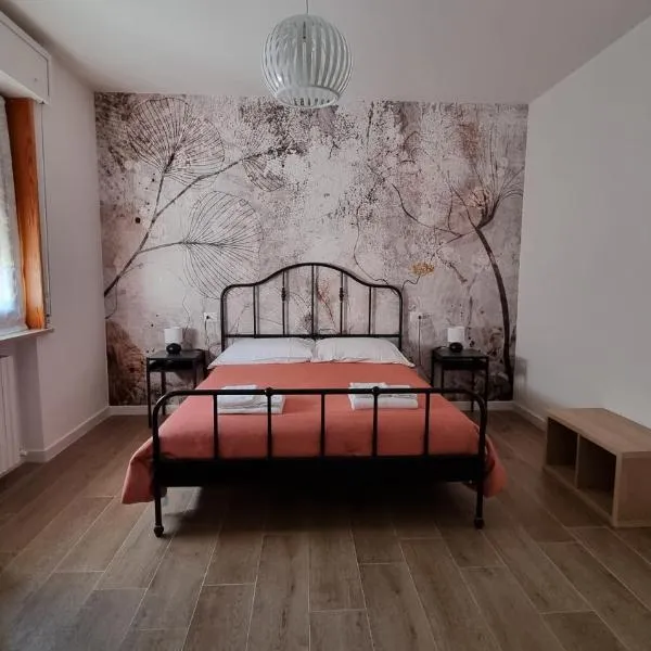 Via Guareschi, hotel v destinaci Fontanelle di Roccabianca