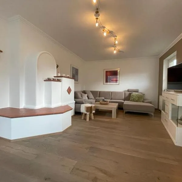 Ferienhaus Hildegard, hotel v destinaci Kössen