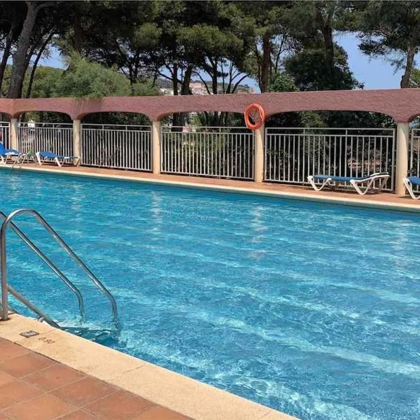 Apartament a L’Estartit x 4, hotel in Torroella de Montgrí