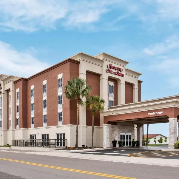 Hampton Inn & Suites Cape Coral / Fort Myers, hotel v destinaci Cape Coral