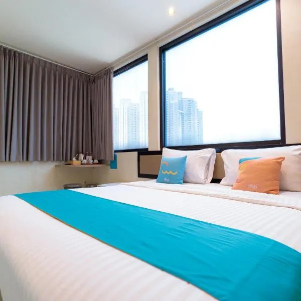 Sans Hotel Liv Ancol by RedDoorz โรงแรมในจาการ์ตา
