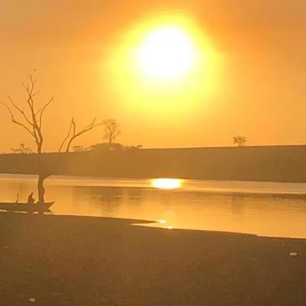 Rancho próximo rio pesca Sales, hotelli kohteessa Sales