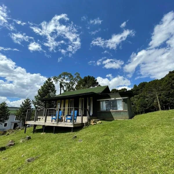 Cabana Monte - Pousada Colina dos Ventos, hotel di Aiuré