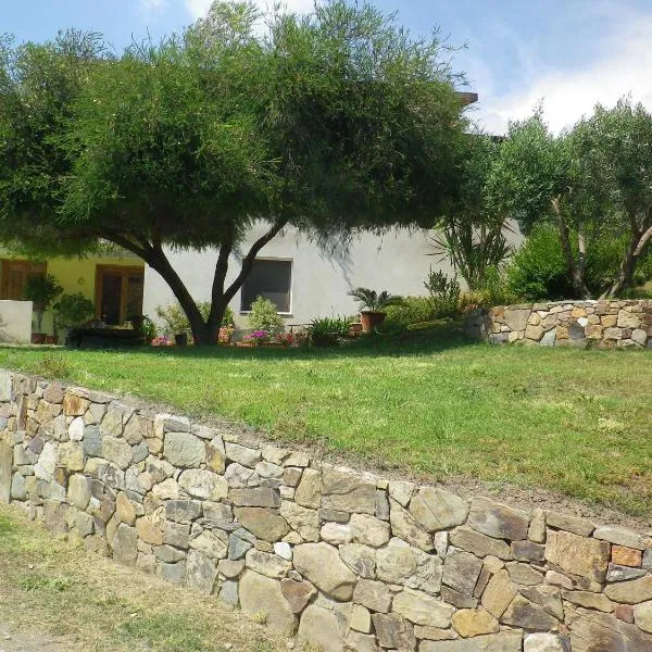 Centro di Turismo Equestre SHANGRILA', hotel v destinaci Fluminimaggiore