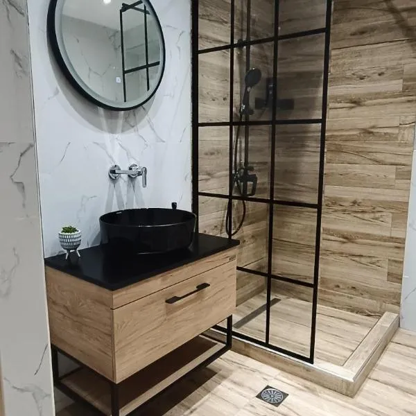 Comfort Corner apartment in Thessaloniki 75m2、テッサロニキのホテル