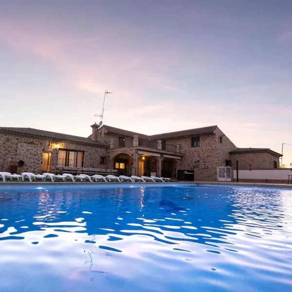Casa Rural El Abuelo Mauri En Toledo, hotel di Mascaraque