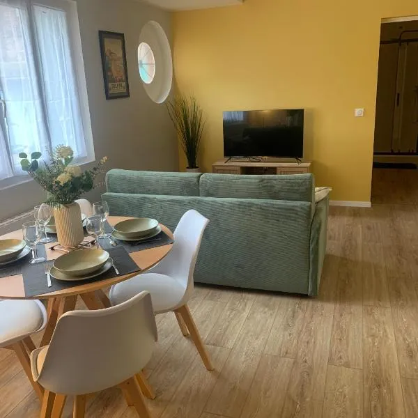 La Cabine ménage et linge inclus, hotel in Dieppe