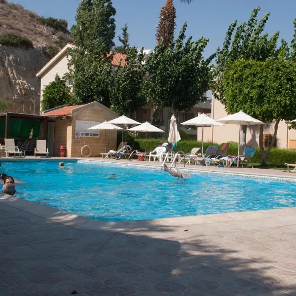 Kotzias Beach Apartments, hotel v destinaci Pissouri