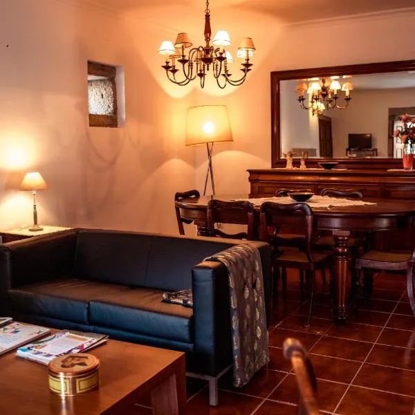 Casa Sobreira da Silva - Alojamento Local, hôtel à Almeida