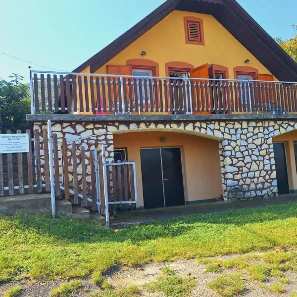 BALATONHEGYVIDÉKI APARTMAN, hotel v destinaci Balatonederics