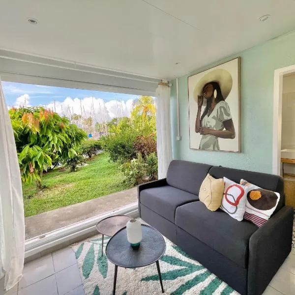 Appartement Belbo de la Marina, hotel v destinaci Les Trois-Îlets