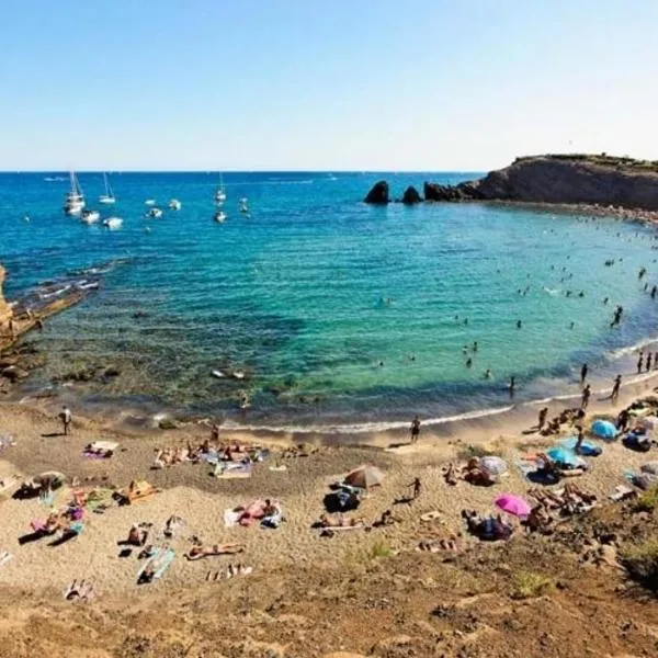 Camping Carabasse Vias plage., hotel a Vias