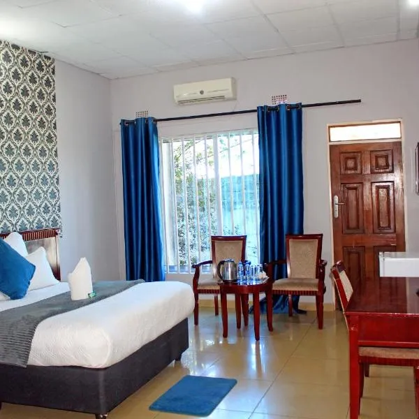 Fatmols Hotels, hotel in Lusaka