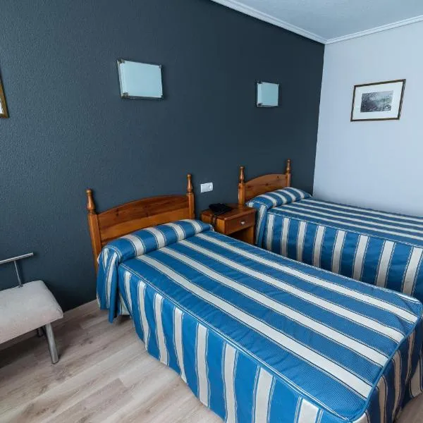 Hotel San Glorio – hotel w mieście Santander