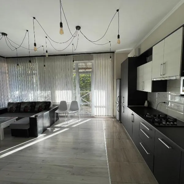 FAMILY apartment, hotel in Vinnytsya