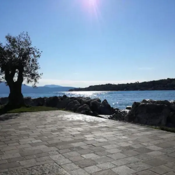 La Benny delle Meraviglie, hotel v destinaci Salò