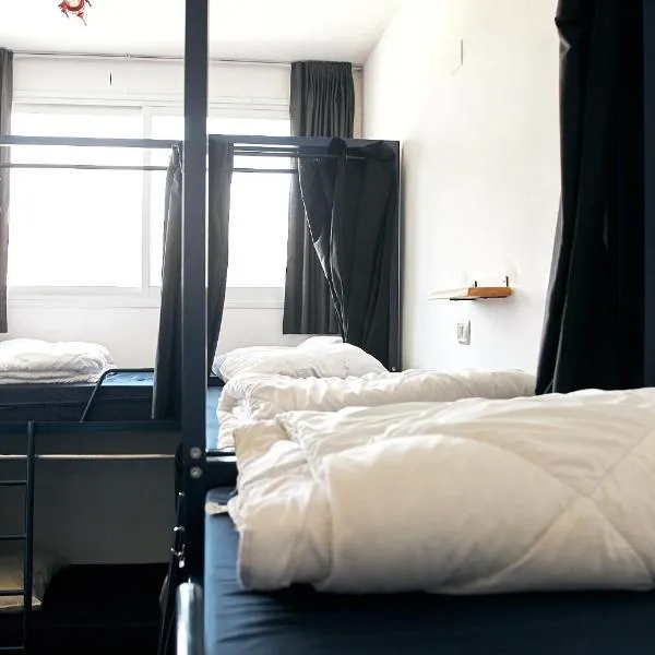 Jungle Jaffa Hostel Age 18 to 45, hotel in Tel Aviv