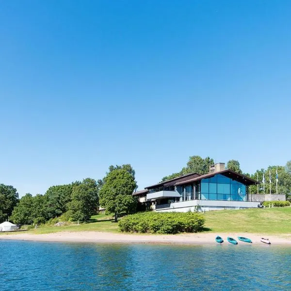 Skåvsjöholm Hotell och Möten, hotell i Åkersberga