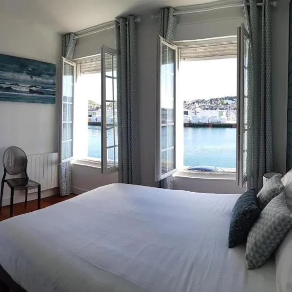 Le Hublot charmante maison au calme Fécamp vue sur le port, hotel in Fécamp