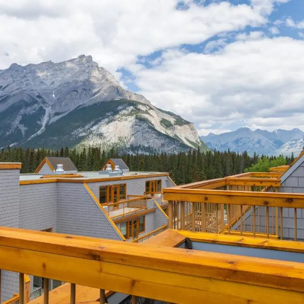 Hotel Canoe and Suites, hotel v Banffu