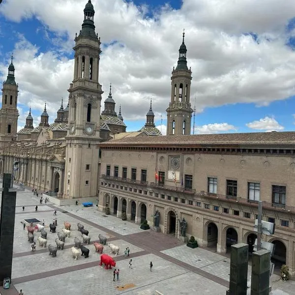 Dos Torres Valinor - Plaza del Pilar, hotel in Zaragoza
