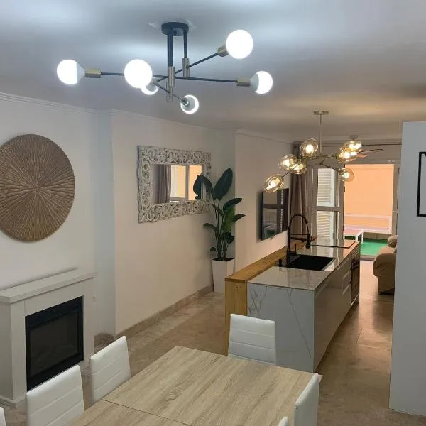 알메리마르에 위치한 호텔 Apartamento Center Playa Almerimar