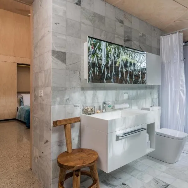 Buhwi Bira Byron Bay - Studio, hotel in Byron Bay