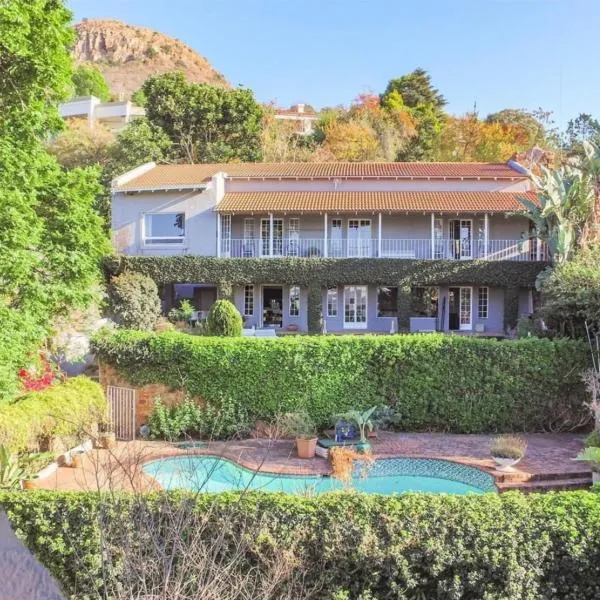 Ekhaya, hotel in Hartbeespoort