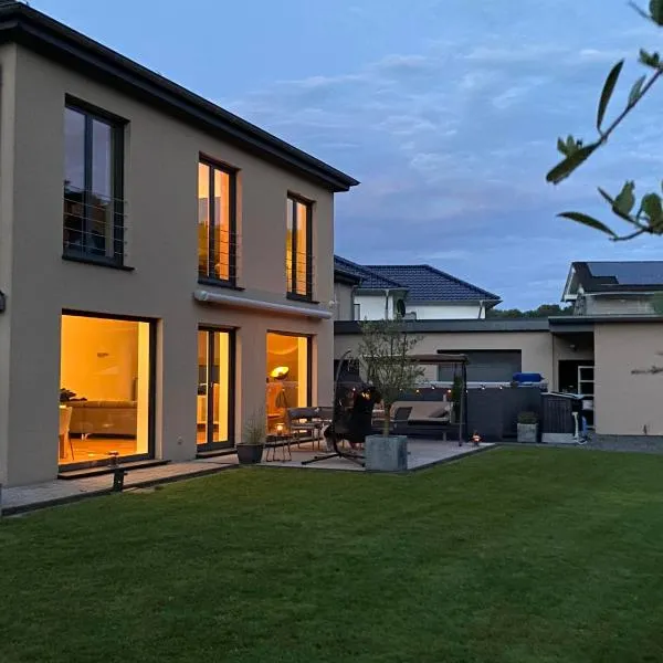 Eifel-Mosel-Hideaway, hotelli kohteessa Landscheid