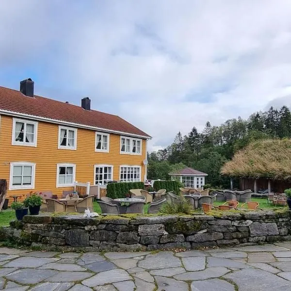 Apartment, Rekkedal Gjestegard - Sæbø, hotel a Ørsta