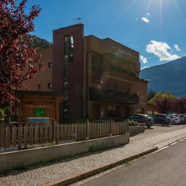 Hotel La Val, hotel a Valdidentro