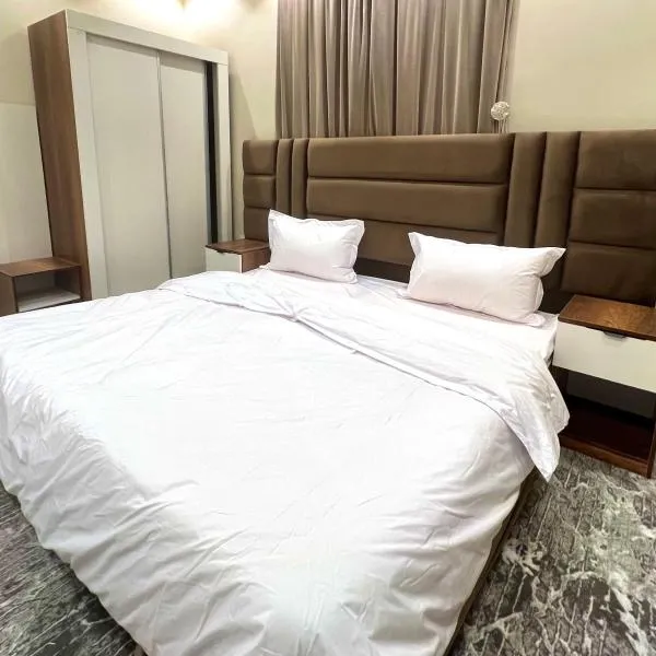 جوهرة العزيزية للشقق المفروشة, hotel u gradu Al Ula