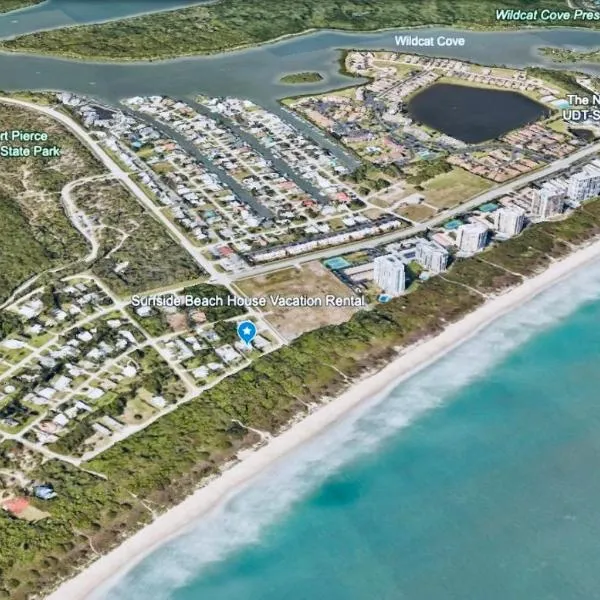 Beachfront Home Away - 2BR, 2BA - Fall Specials, hotel in Fort Pierce