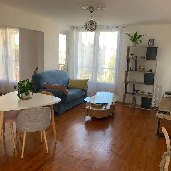 Appartement T3 Anglet 67m2 – hotel w mieście Anglet
