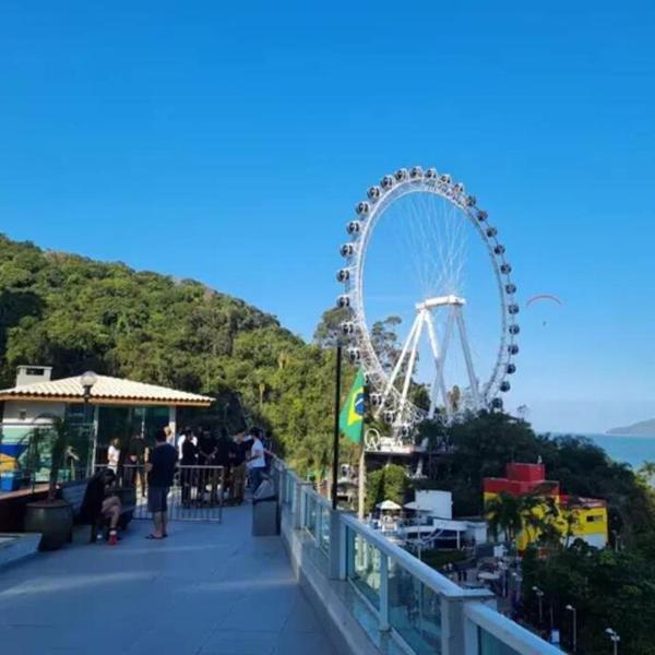 Studio em Prédio com Vista Mar - Piscina, Praia e Garagem - Foto 4