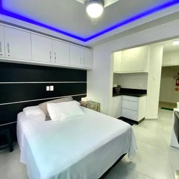 Studio em Prédio com Vista Mar - Piscina, Praia e Garagem - Foto 5