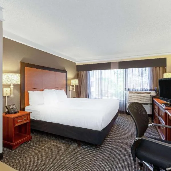 La Quinta by Wyndham New Orleans Airport, hotel din Harahan