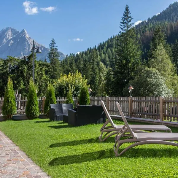 Villa Lory 6, hotel in Canazei