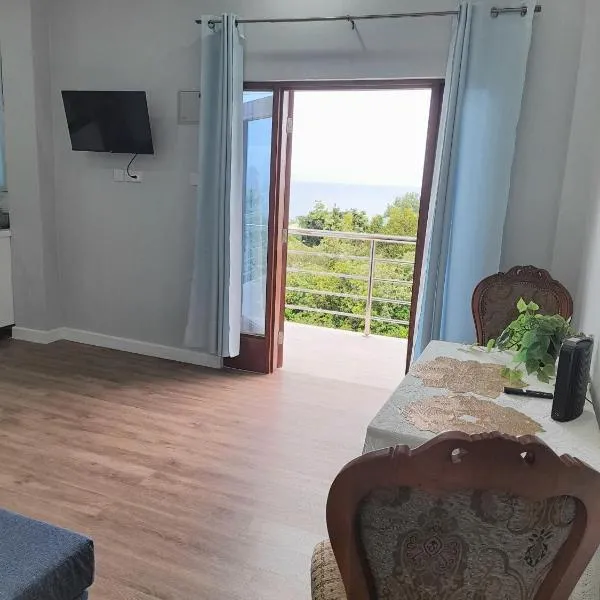 Serenity Seaview Suite, hotel em Anse La Raye