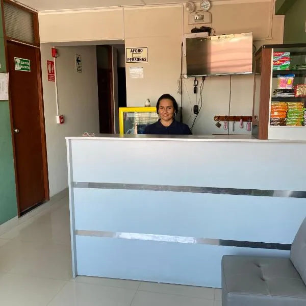 LATORRE HOSTAL、ハエンのホテル