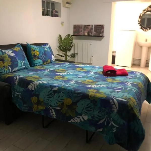 Appart proche Paris et aéroport Orly, ξενοδοχείο σε Saint-Michel-sur-Orge