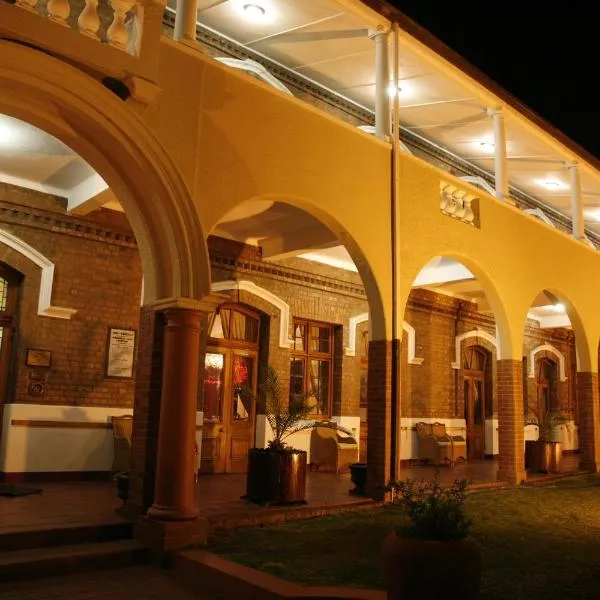 Kimberley Club Guesthouse, hotel en Kimberley