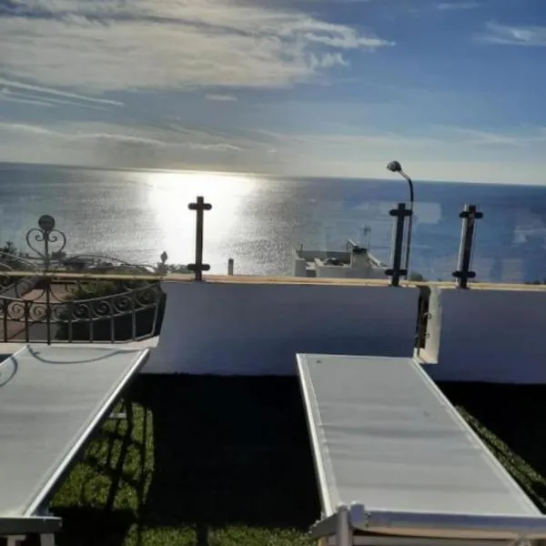 Villa Nicole Vista Mare, hotel v destinácii Andrano